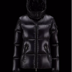 Moncler Fourmine Short Down Jacket