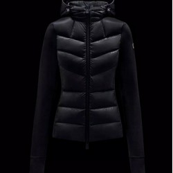 Moncler Sweat à capuche en polaire matelassé