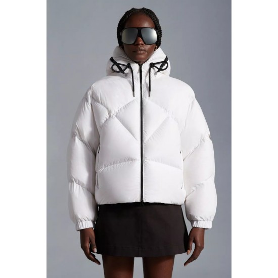 Moncler Estom Moncler Estom