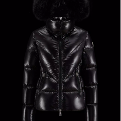 Moncler Celac Short Down Jacket