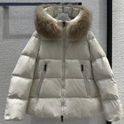 Moncler Laiche