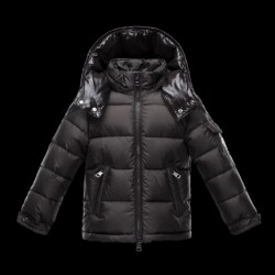 MONCLER ENFANT CHEVALIER