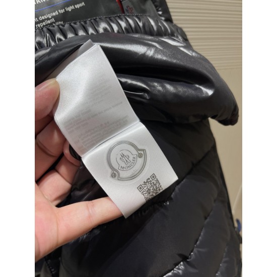 Moncler M087 Moncler M087