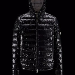 Moncler Doudoune courte à capuche Galion