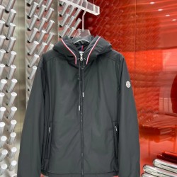 Moncler Mira