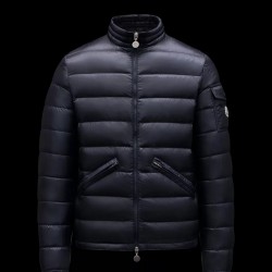 Moncler Agay