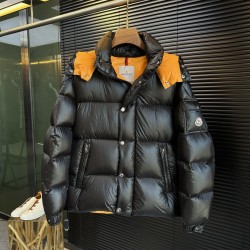 Moncler New Maya