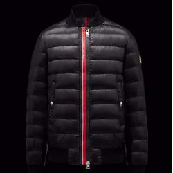Moncler Doudoune courte Sark