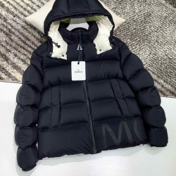 Moncler M006