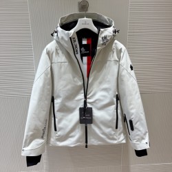 Moncler M053