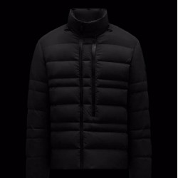 Moncler  Nagu