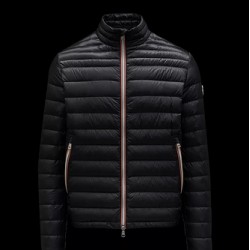 Moncler Doudoune courte Daniel
