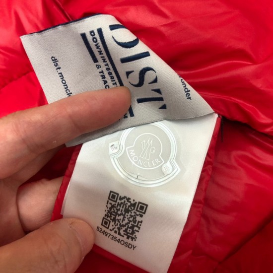 Moncler M082 Moncler M082