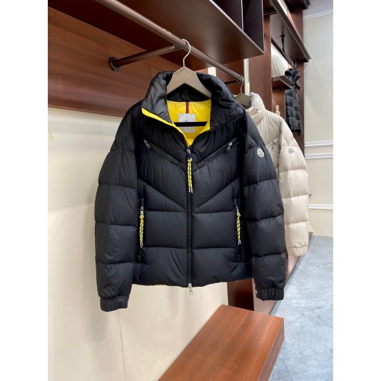 Moncler Katmai quilted down coat Moncler Katmai quilted down coat