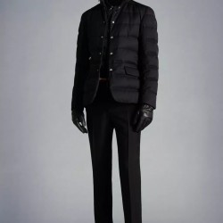 Moncler Doudoune courte Bess