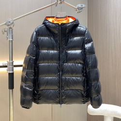Moncler M070