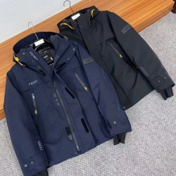 Moncler M066