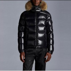 Moncler M011