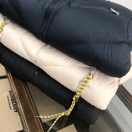Moncler Katmai quilted down coat Moncler Katmai quilted down coat