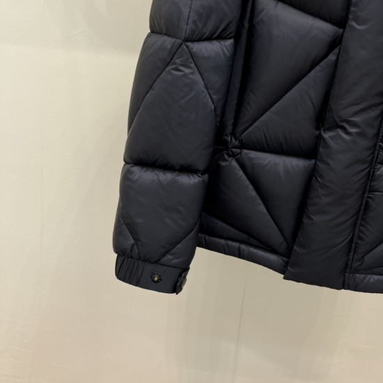 Moncler Oak Moncler Oak