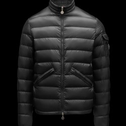 MONCLER Agay Short Down Jacket