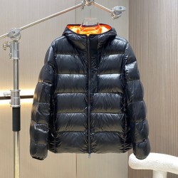Moncler M070