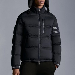 MONCLER  Delaume