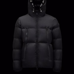 Moncler Doudoune courte Montcla