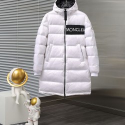 Moncler M067