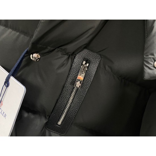Moncler M020 Moncler M020