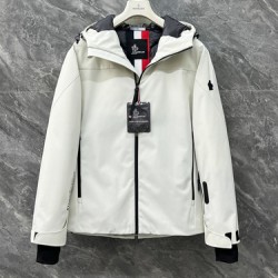 Moncler M066