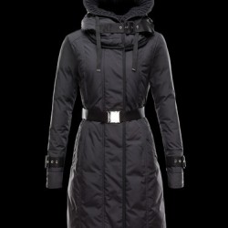 MONCLER CHACAL
