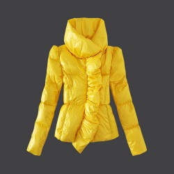 MONCLER GRENOBLE 女款 02
