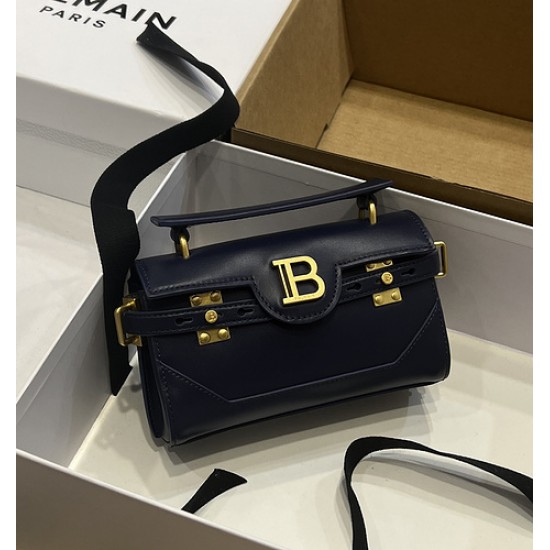 Balmain bag size:19*12*7.5cm Balmain bag size:19*12*7.5cm
