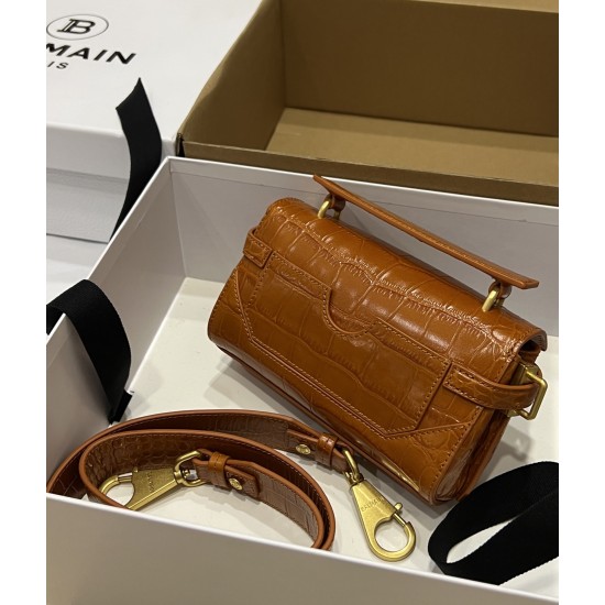 Balmain bag size:19*12*7.5 Balmain bag size:19*12*7.5