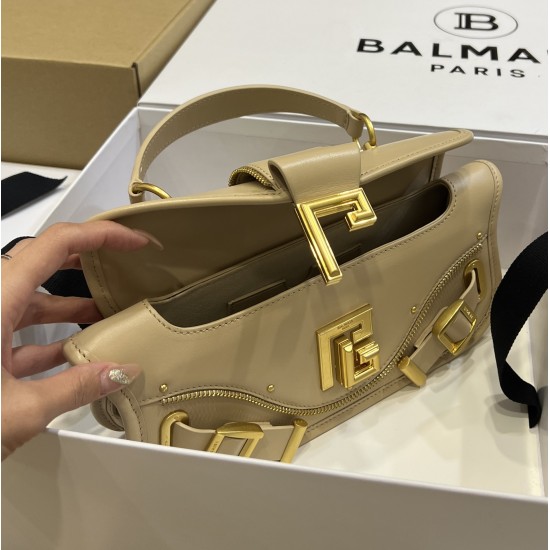 Balmain bag Sizs:26*11.5*3cm Balmain bag Sizs:26*11.5*3cm