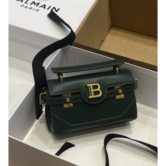 Balmain bag size:19*12*7.5cm Balmain bag size:19*12*7.5cm