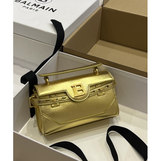 Balmain bag size:19*12*7.5cm Balmain bag size:19*12*7.5cm