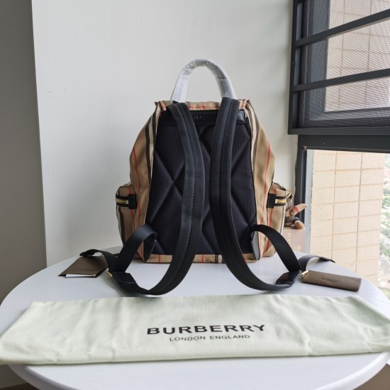 Burberry D886500 Burberry D886500
