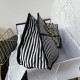 size 36x29x18cm size 36x29x18cm
