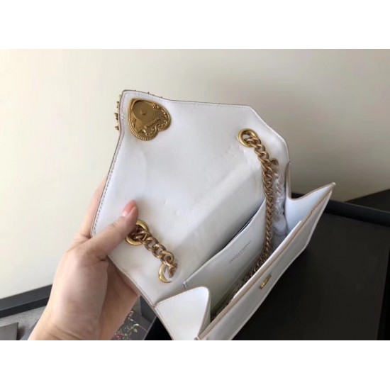 Top quality Dolce Gabbana bag SIZE:20.5*15.5*5.5cm Top quality Dolce Gabbana bag SIZE:20.5*15.5*5.5cm