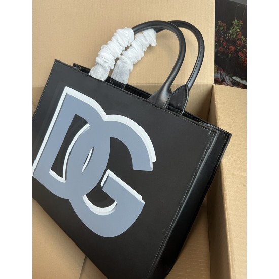 DG bag size:37×28×11.5cm DG bag size:37×28×11.5cm