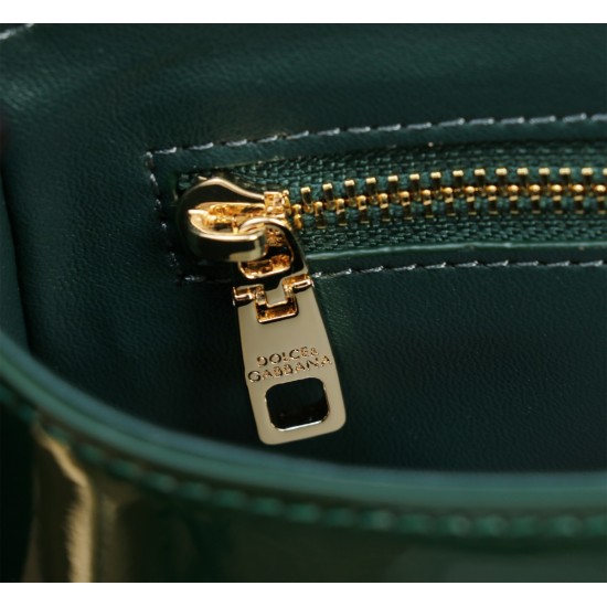 DG BAG SIZE:13.5*17.5*6.5cm DG BAG SIZE:13.5*17.5*6.5cm
