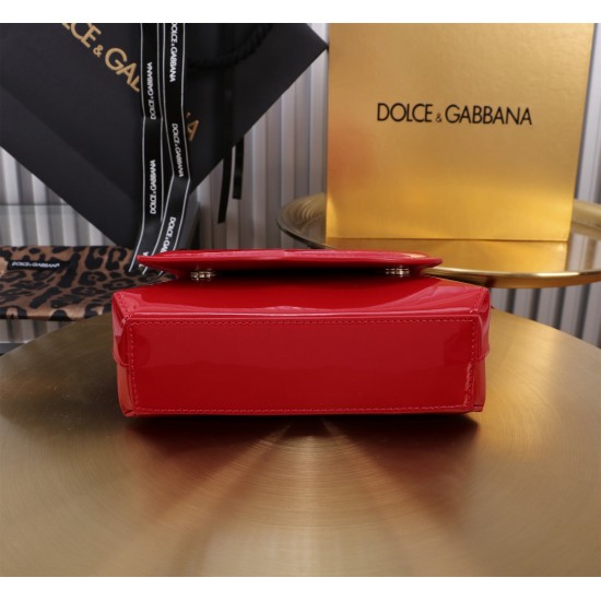 DG BAG SIZE:13.5*17.5*6.5cm DG BAG SIZE:13.5*17.5*6.5cm