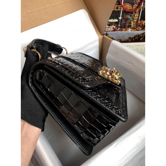 Dolce Gabbana bag SIZE:27*18*8cm Dolce Gabbana bag SIZE:27*18*8cm