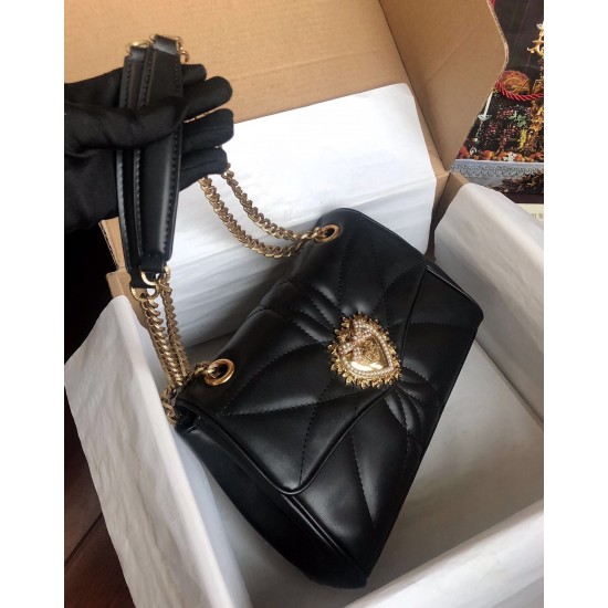 Dolce Gabbana bag SIZE:26*18*8.5cm Dolce Gabbana bag SIZE:26*18*8.5cm