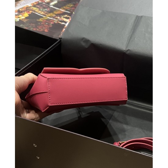 DG bag size:13.5*17.5*6.5cm DG bag size:13.5*17.5*6.5cm