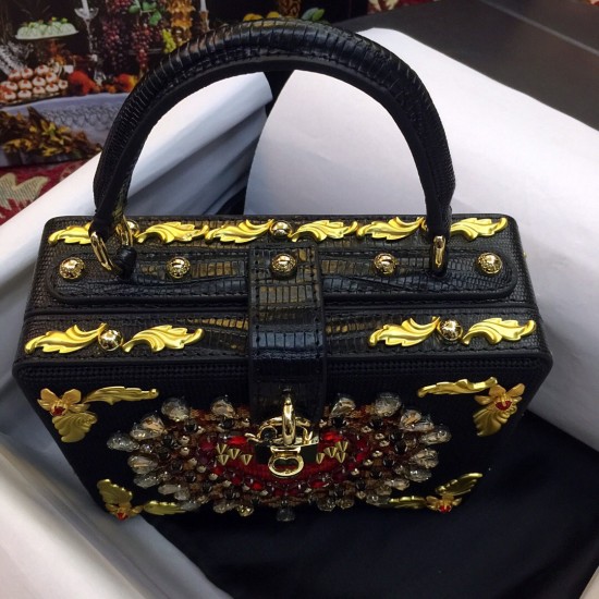 TOP Dolce Gabbana bag size:20*15*7cm TOP Dolce Gabbana bag size:20*15*7cm