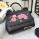 Dolce Gabbana bag SIZE:25*20*12CM Dolce Gabbana bag SIZE:25*20*12CM