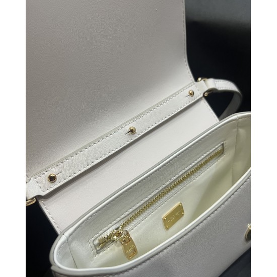 DG bag size:13.5*17.5*6.5cm DG bag size:13.5*17.5*6.5cm